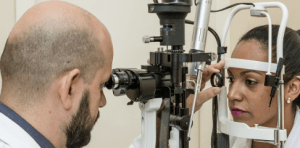 Oftovision Explica: Como a Blefaroplastia Pode Devolver um Olhar Jovem