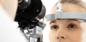A Relação Perigosa entre Coçar os Olhos e o Desenvolvimento do Ceratocone