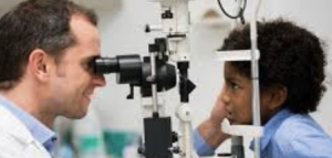 Lentes que Corrigem a Visão Dormindo: Solução para Miopia e Astigmatismo 